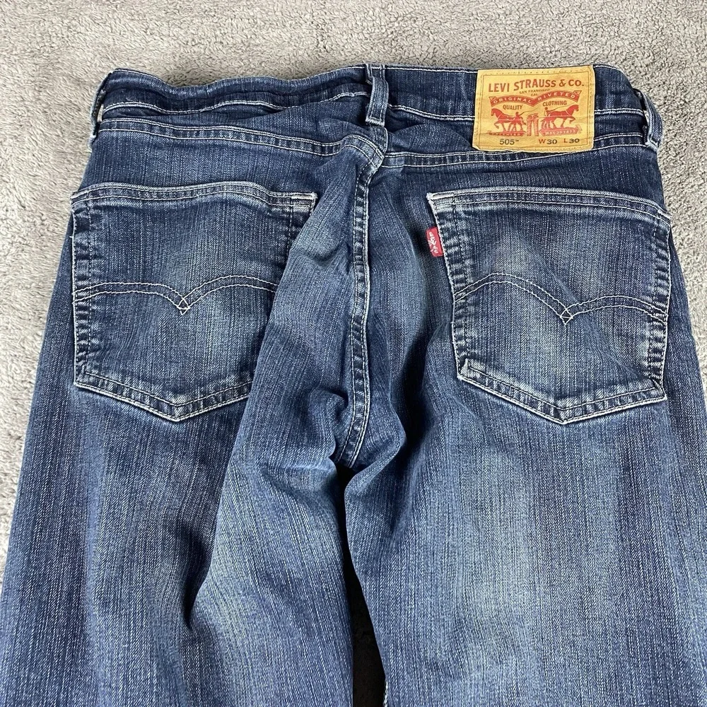 Levi 505 Straight Leg‎ Jeans Mens 30x29 Blue Medium Wash Mid Rise Distressed